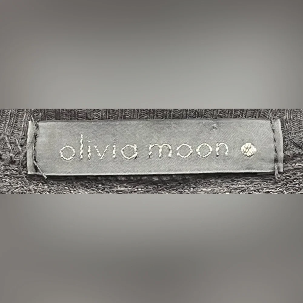 Olivia Moon XS Gold Sequined Long Sleeve Sweater‎ Top.